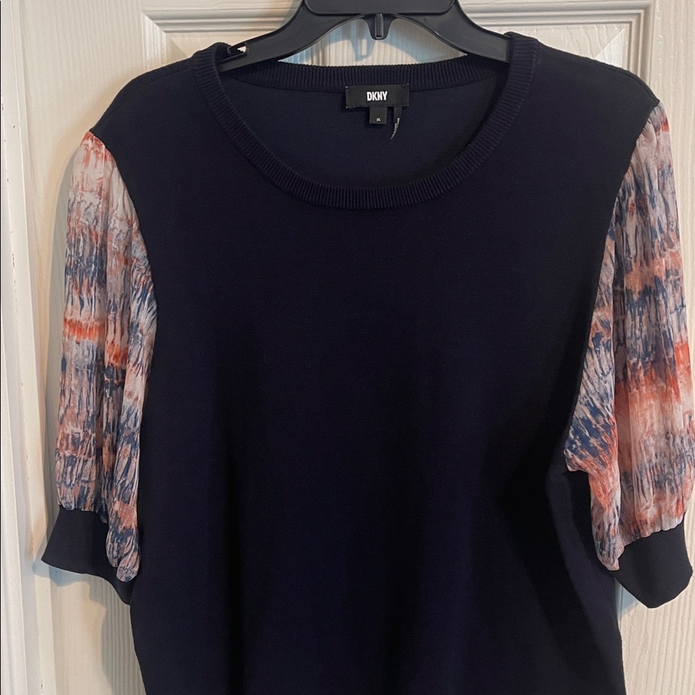 DKNY  dark Blue  Top with Multicolor Sleeves size Xl - Picture 2 of 9